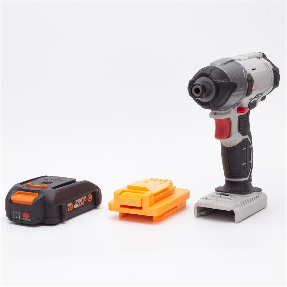 محول لبطارية Worx 20 فولت ذات  - مراجعة Black+Decker Tool 20V Max وسعره